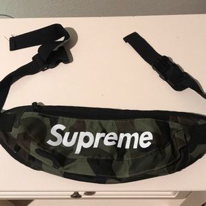 Supreme fanny pack